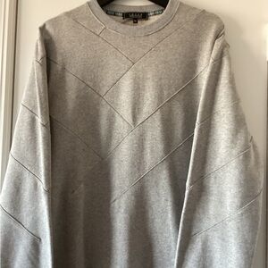 Iuter Men's Classic Gray Crewneck Sweater